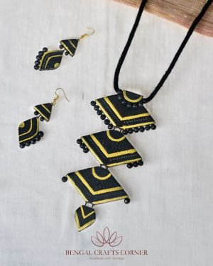 Vasundhara – Handmade Jewellery Set