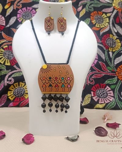 Vasundhara  – Handcrafted Terracotta Necklace
